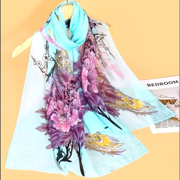 Accessories - 🧨2/$15!💰sky blue scarf